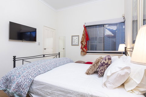 Como Executive Apartment - Accommodation Nelson Bay 7
