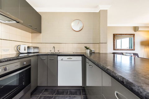 Subiaco Village 18 - Nelsons Bay Accommodation 5