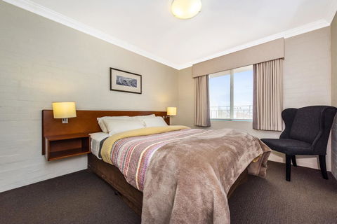 Subiaco Village 18 - Nelsons Bay Accommodation 14