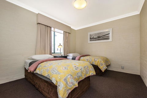 Subiaco Village 18 - Nelsons Bay Accommodation 10