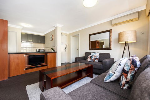 Subiaco Village 18 - Nelsons Bay Accommodation 2