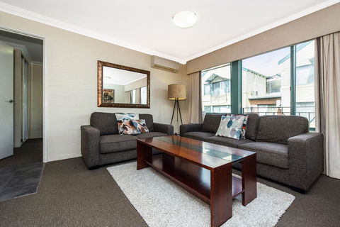 Subiaco Village 18 - Nelsons Bay Accommodation 3