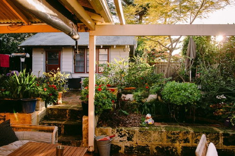 Garden Studio In Cottesloe - Accommodation Nelson Bay 6