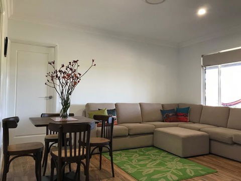 The Mains Guest House 2 Bedroom Farm Stay - Accommodation Nelson Bay 11