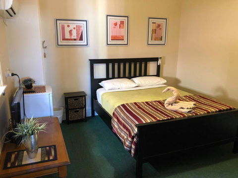 Junction Hotel Moora - Accommodation Nelson Bay 5