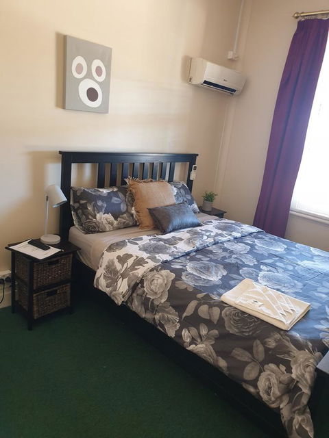 Junction Hotel Moora - Accommodation Nelson Bay 3
