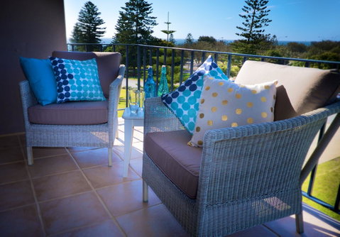 Cottesloe Marine Apartment - Executive Escapes - Accommodation Nelson Bay 8