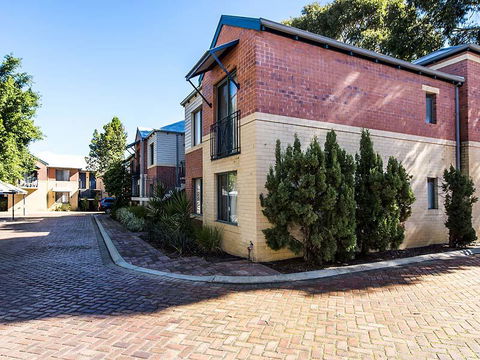 Subiaco Village 28 - Nelsons Bay Accommodation 24