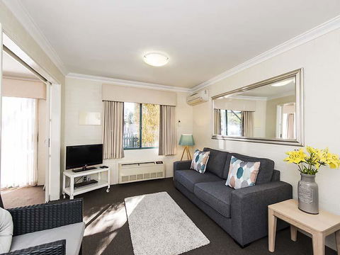 Subiaco Village 28 - Nelsons Bay Accommodation 2
