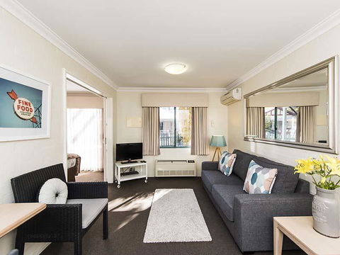 Subiaco Village 28 - Nelsons Bay Accommodation 1