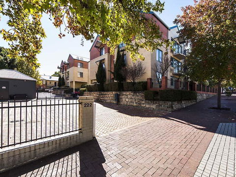 Subiaco Village 28 - Nelsons Bay Accommodation 22