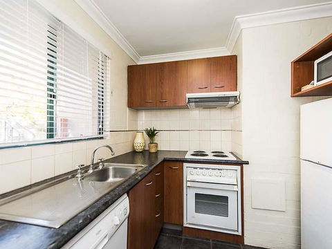 Subiaco Village 28 - Nelsons Bay Accommodation 13
