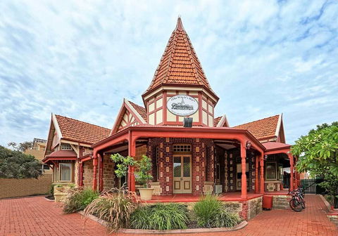 The Witch's Hat - Accommodation Nelson Bay 22