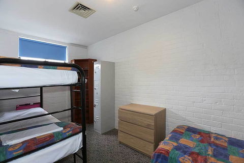 The Witch's Hat - Accommodation Nelson Bay 9