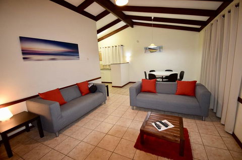 Wildsights Villas - Accommodation Nelson Bay 2