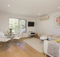 Cottesloe Beach Pines Apartment - Accommodation Nelson Bay
