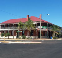 The Palace Hotel - Accommodation Nelson Bay
