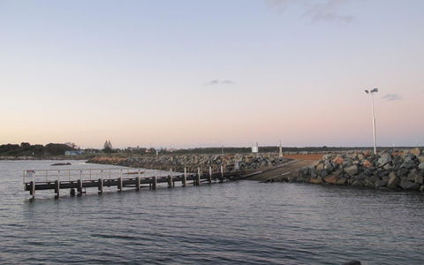 Hopetoun Motel & Chalet Village - Nelsons Bay Accommodation 14