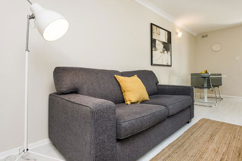 Townshend Rd - Nelsons Bay Accommodation 40