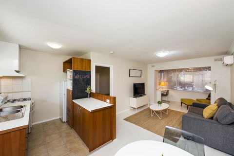 Townshend Rd - Nelsons Bay Accommodation 12