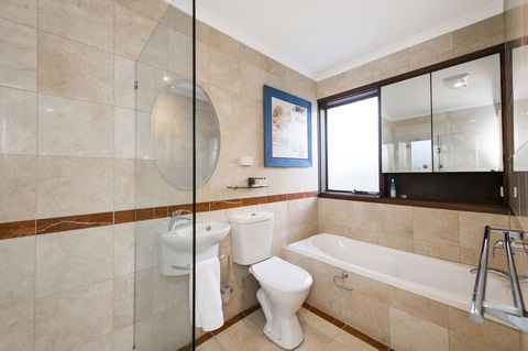 North Beach BnB - Nelsons Bay Accommodation 17
