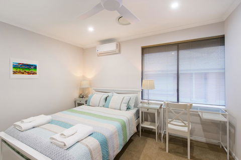North Beach BnB - Nelsons Bay Accommodation 10