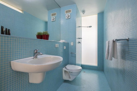 Cottesloe Tree Top Studio - Executive Escapes - Accommodation Nelson Bay 12