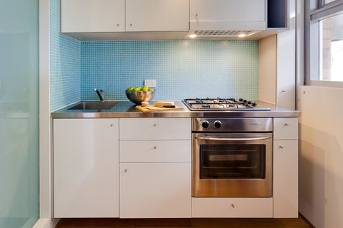 Cottesloe Tree Top Studio - Executive Escapes - Accommodation Nelson Bay 14