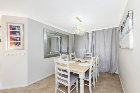 Scarborough Villa On Duke - Accommodation Nelson Bay 9