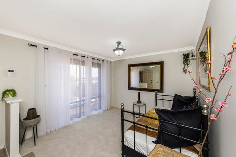 Scarborough Villa On Duke - Accommodation Nelson Bay 25
