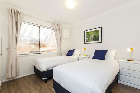 Forrest St - Nelsons Bay Accommodation 14