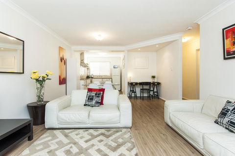 Forrest St - Nelsons Bay Accommodation 1