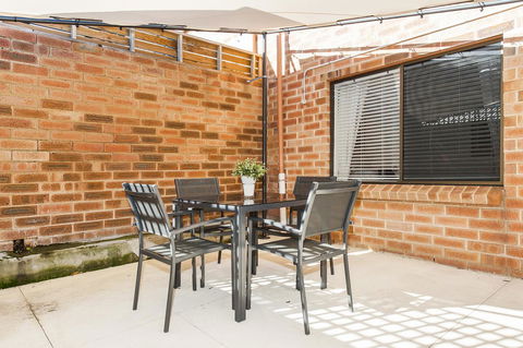 Forrest St - Nelsons Bay Accommodation 17