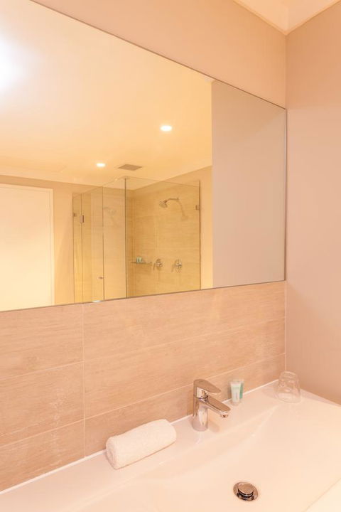 The Marina Hotel - Mindarie - Nelsons Bay Accommodation 13