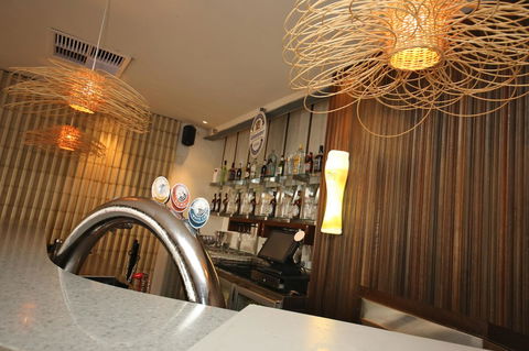 The Marina Hotel - Mindarie - Nelsons Bay Accommodation 10
