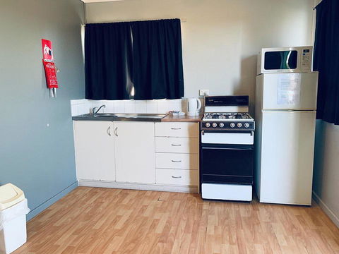 Shark Bay Cottages - Nelsons Bay Accommodation 15