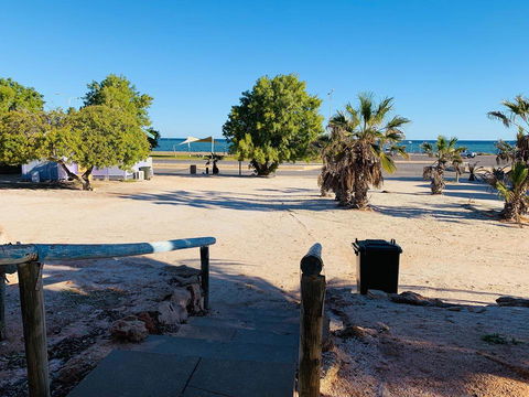 Shark Bay Cottages - Nelsons Bay Accommodation 1