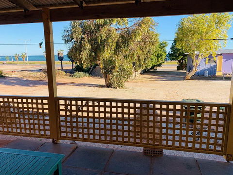 Shark Bay Cottages - Nelsons Bay Accommodation 5