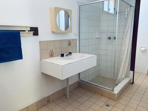 Shark Bay Cottages - Nelsons Bay Accommodation 8