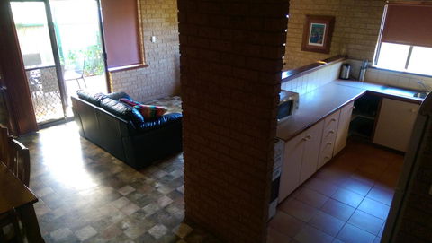 Kestrel Chalets - Accommodation Nelson Bay 4