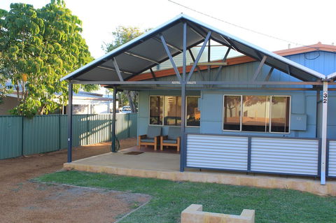 Kestrel Chalets - Accommodation Nelson Bay 0