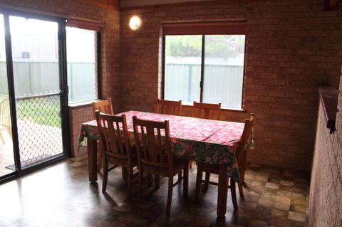 Kestrel Chalets - Accommodation Nelson Bay 17