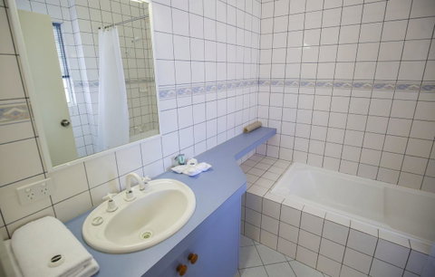 Esplanade Hotel Busselton - Accommodation Nelson Bay 16