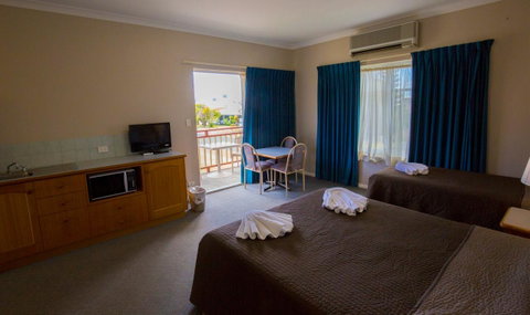 Esplanade Hotel Busselton - Accommodation Nelson Bay 15