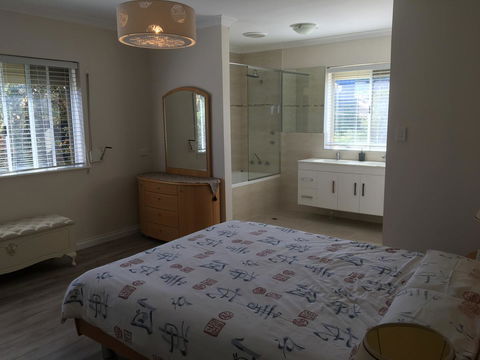 Halls Head Beach House - Accommodation Nelson Bay 6