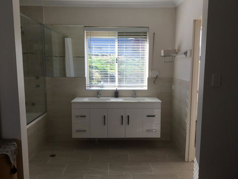Halls Head Beach House - Accommodation Nelson Bay 7