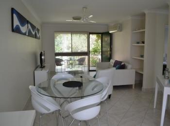 Forrest Street - Nelsons Bay Accommodation 1