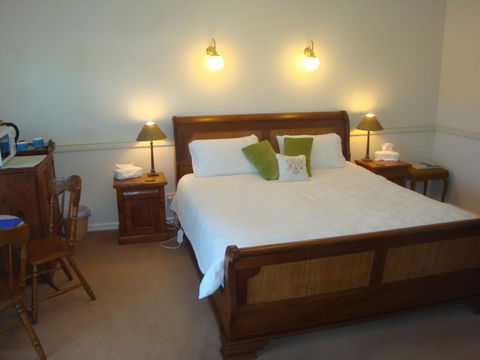 Lanterns Retreats - Accommodation Nelson Bay 22