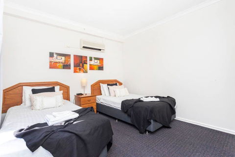 405 Perth City Escape - Accommodation Nelson Bay 28