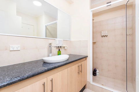 405 Perth City Escape - Accommodation Nelson Bay 36
